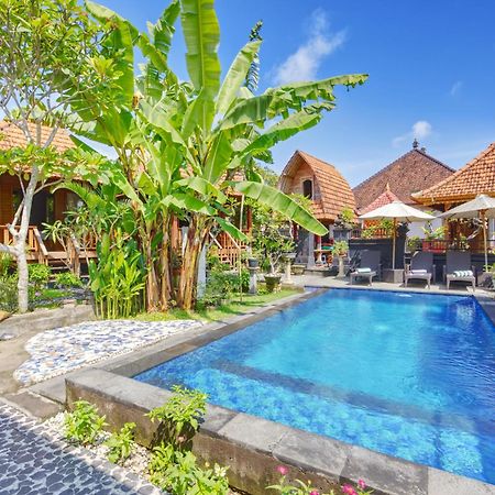 Ss Pangket Bungalow Toyapakeh ภายนอก รูปภาพ