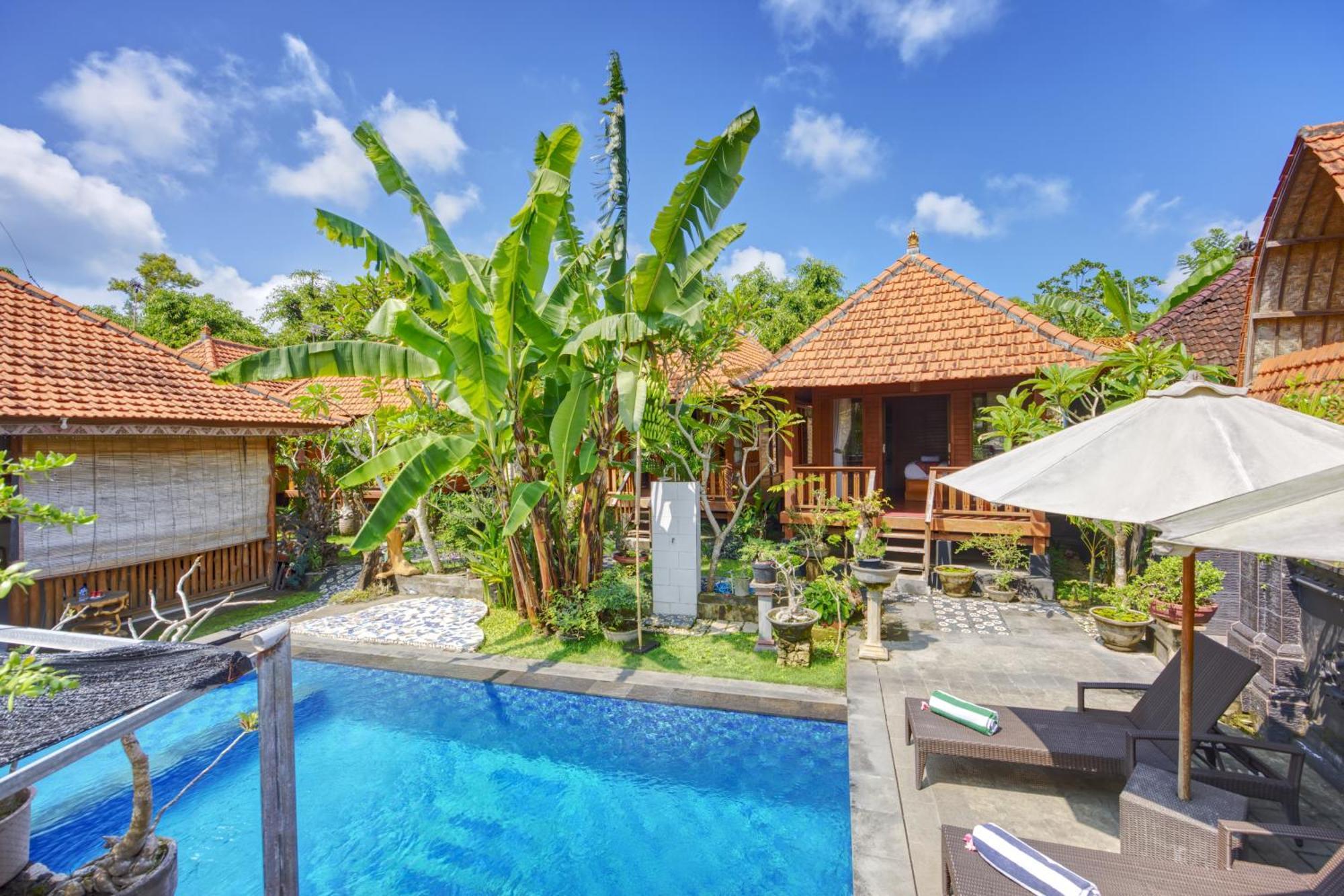 Ss Pangket Bungalow Toyapakeh ภายนอก รูปภาพ